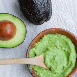 Guacamole de printemps à l’ail des ours