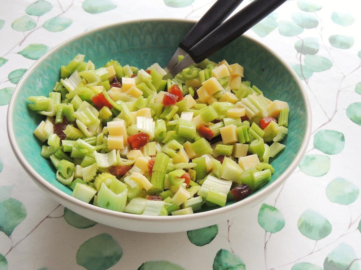 RECETTE : Salade express et rafraîchissante au céleri branche